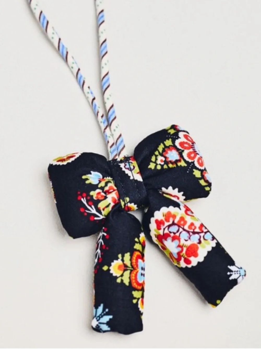 Vera Bradley Anthro Plush Puffy Bow Shaped Bag Charm, Keychain, Ornament